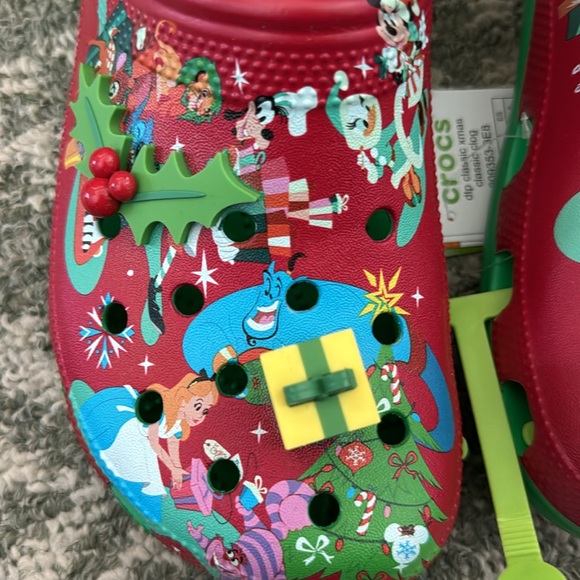 Disney Holiday crocs - Picture 5 of 6